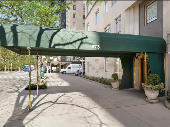 875 5th Avenue image 19 of 19