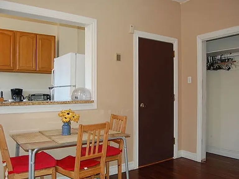 376 Madison St #2 — Photo 3