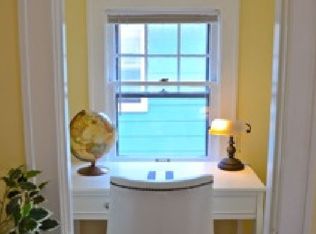 8229 Richmond Ct, Wauwatosa, WI 53213