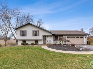 504 E Erie Rd, Temperance, MI 48182