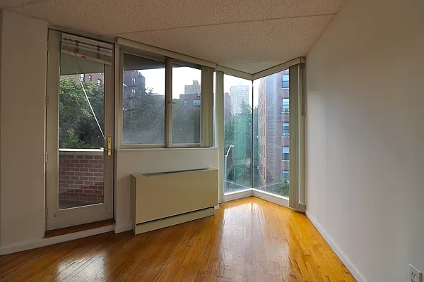 Rented by Tolmas Corporation | media 19