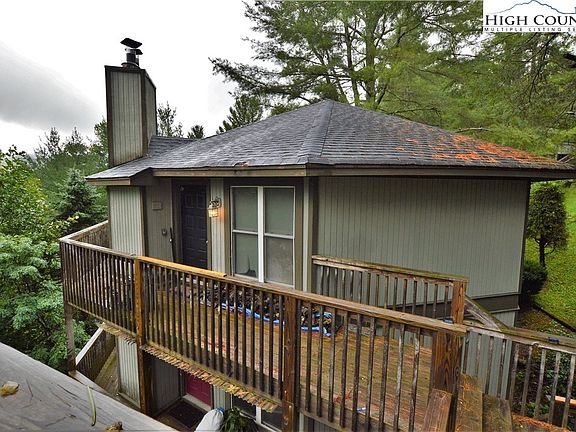 3rd image of 223 Hillcrest Drive #B1