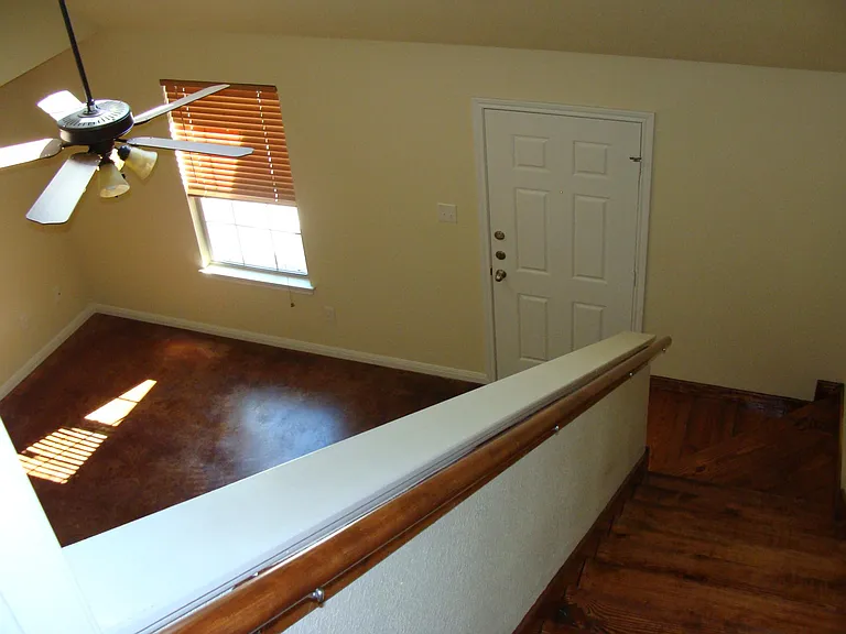 128 Meadow Park Cir #128 — Photo 6