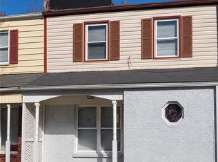 704 Lake Edward Dr, Virginia Beach, VA 23462