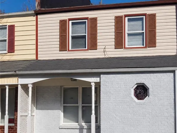 704 Lake Edward Dr, Virginia Beach, VA 23462