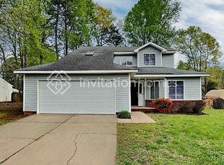 2225 Sloan Dr, Charlotte, NC 28208