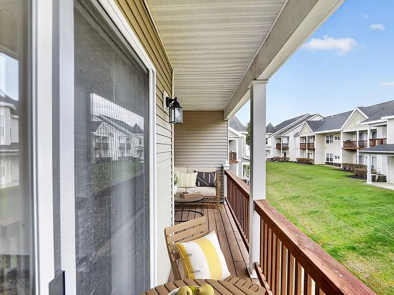 Elevate your lifestyle at Mansions at Delmar, an Eagle Rock Community. Enjoy spacious balconies that provide the perfect retreat, along with beautifully landscaped grounds. Don't miss your chanceschedule a tour today!