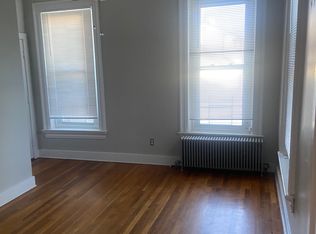 542 W Walnut St APT 1R, Allentown, PA 18101