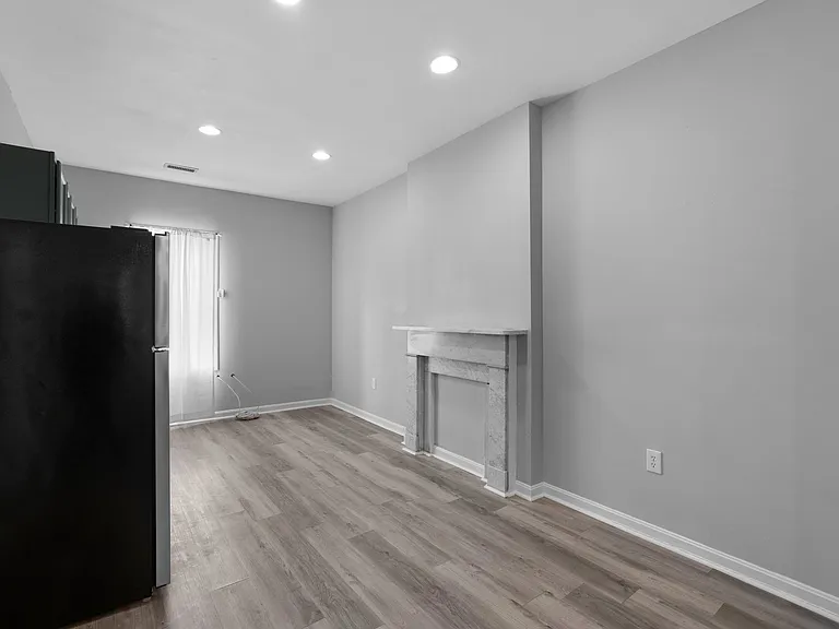 2119 N Charles St #D — Photo 10