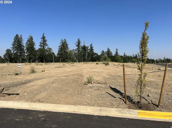 1593 NW Tracy St #85, McMinnville, OR 97128