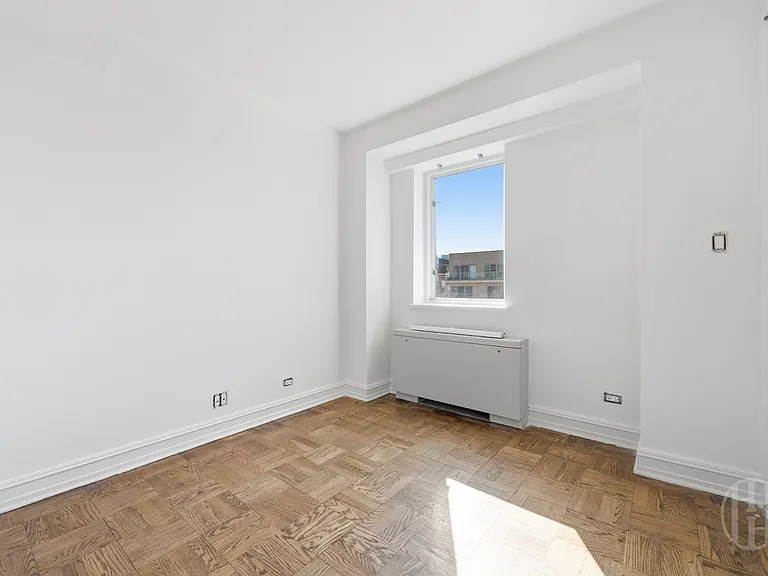 200 E 71st St #21A — Photo 22