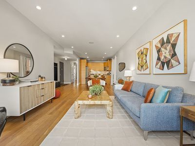 384 Maple St #2B, Brooklyn, NY, 11225