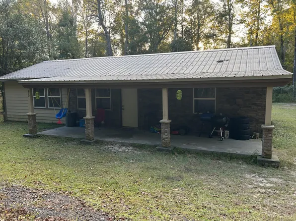 55 Jasper Floyd Rd, Ponce De Leon, FL 32455