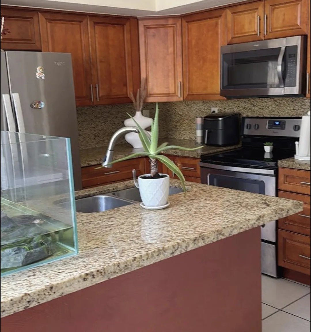 3 bed, 2.5 bath, 1270 sqft, $2,800 — Photo 4