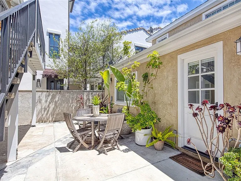 705 Larkspur Ave — Photo 56