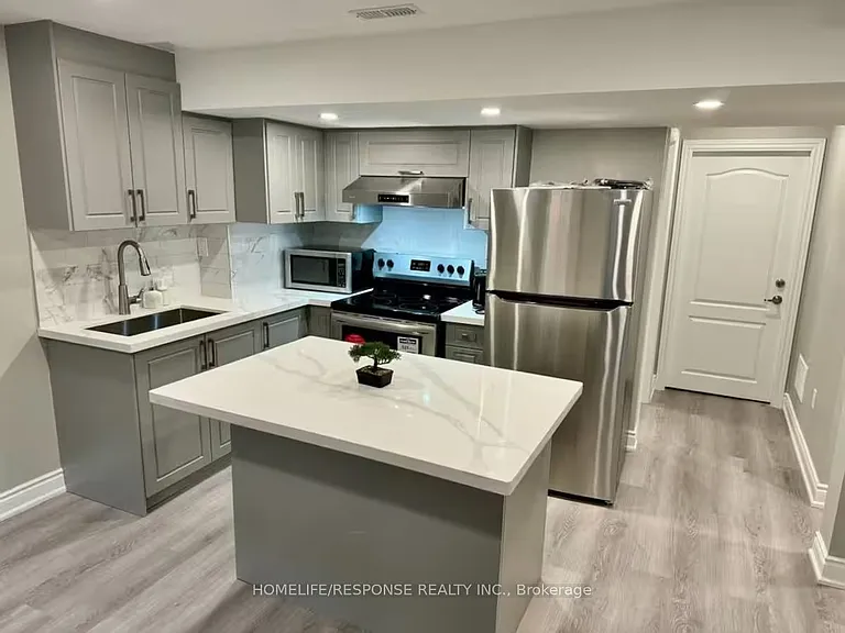 210 Zachary Cres #BSMNT — Photo 10