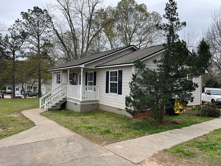 37 Coweta St — Photo 1