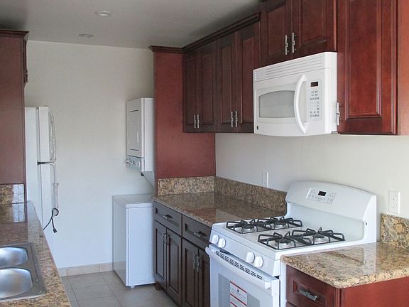 5th image of 774 Boylston St #Bungalow