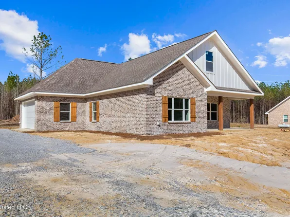 520 Martin Luther King Dr, Forest, MS 39074