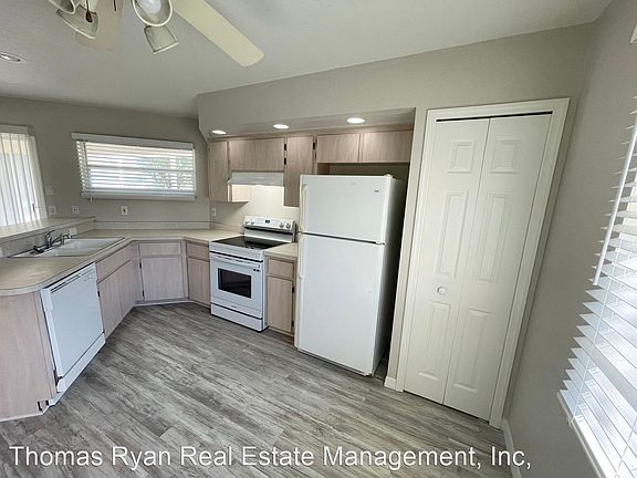 5th image of 9216 Anita Ave APT B