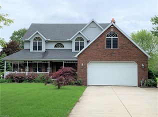 6041 Ford Rd, Elyria, OH 44035