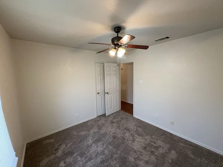 914 McDaniel Circle, Killeen — Photo 14