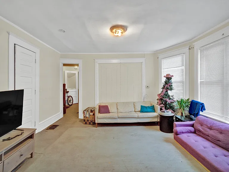 909 Gaffield Pl — Photo 6