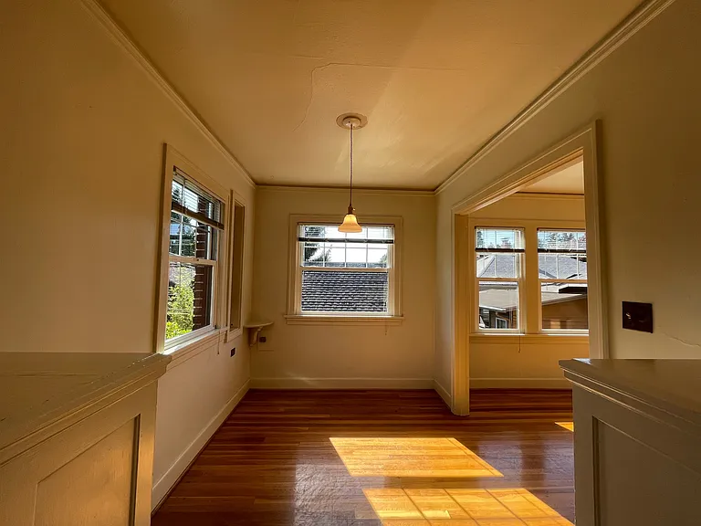 3652 SE Stark St #33 — Photo 4