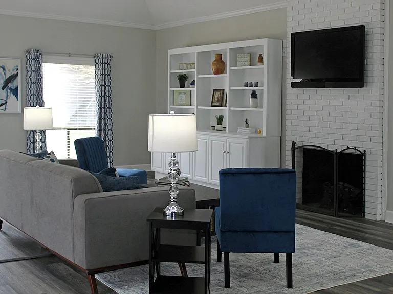 Woodland Villas Apartments — Photo 2