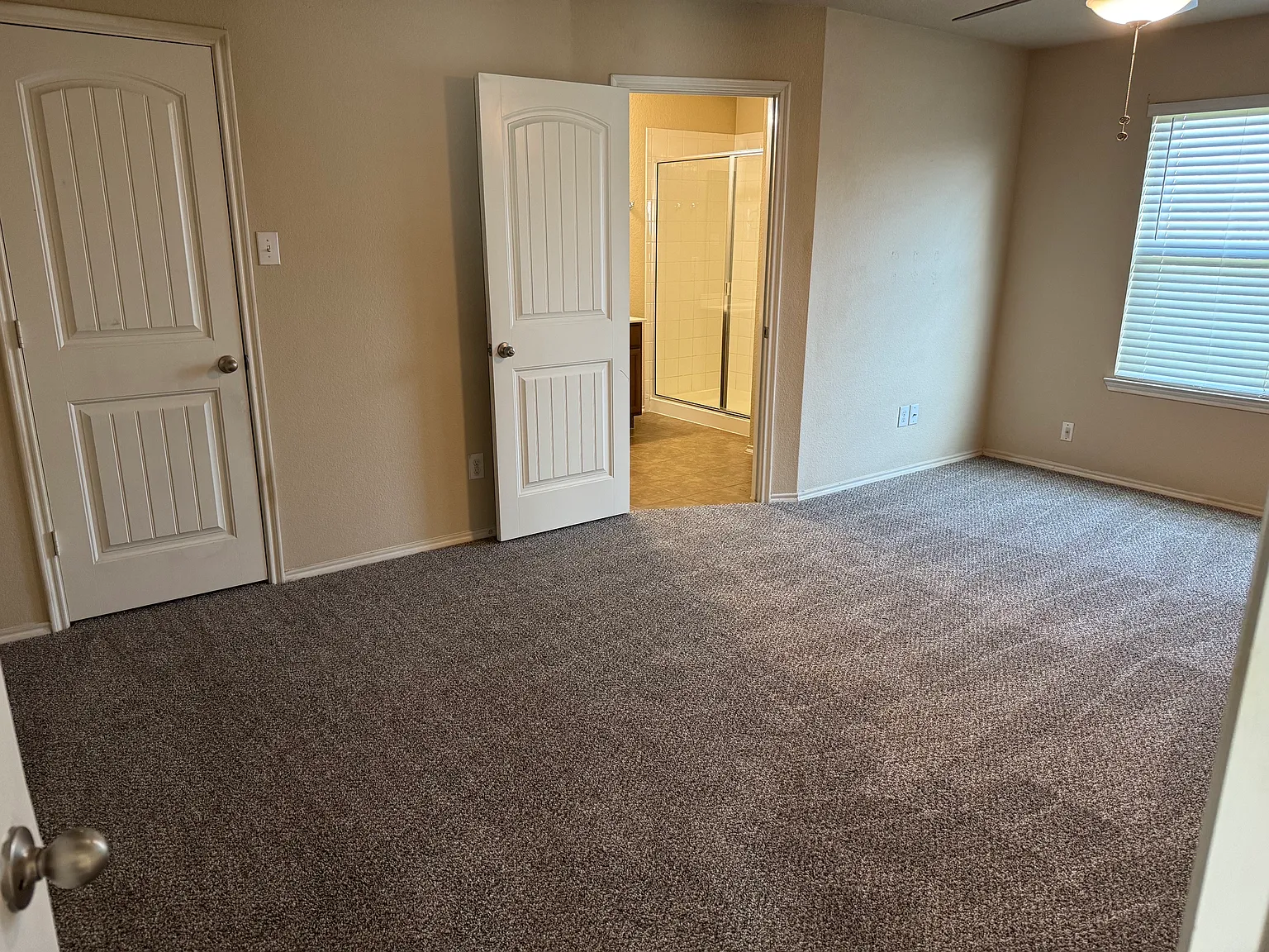 4 bed, 1746 sqft, $1,800 — Photo 2