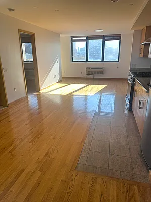 Rented by E Realty International Corp | media 8