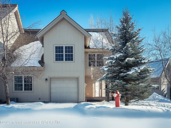 112 Aspen Meadows Rd APT 33, Driggs, ID 83422