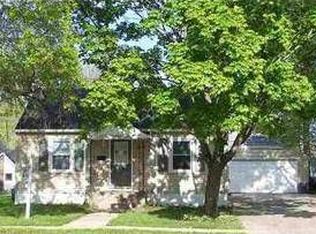 1135 6th St, Beloit, WI 53511