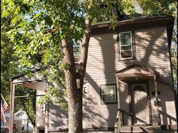 800 E 5th Ave #2, Mitchell, SD 57301