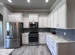 13601 Cobblestone Curve Rd, Oklahoma City, OK 73142