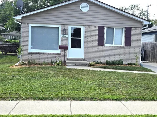 6862 Burr St, Taylor, MI 48180