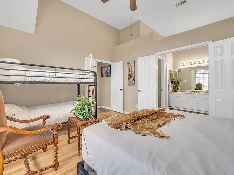 10304 Concord Dr — Photo 19