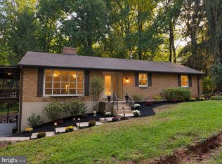 300 Timber Ln, Mount Gretna, PA 17064