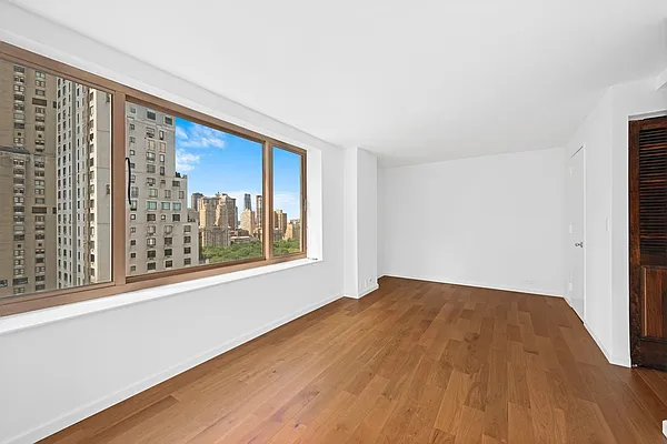 Rented by Douglas Elliman | media 20