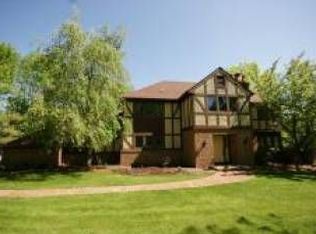 7 Wilshire Dr, Sparta, NJ 07871