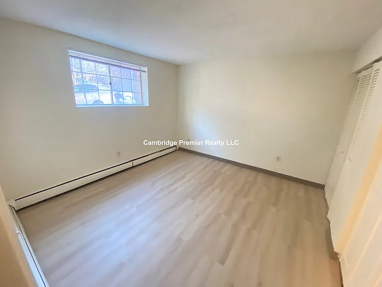 45 Elm St #13 — Photo 5