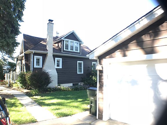 3rd image of 26301 N Elmwood Ave