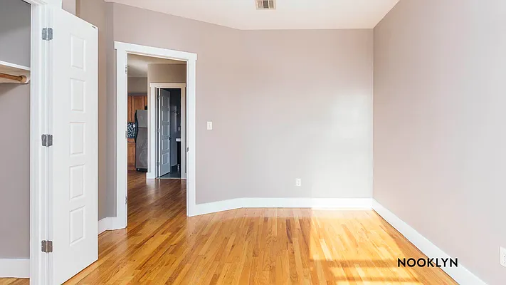 Rented by Nooklyn NYC LLC | media 5