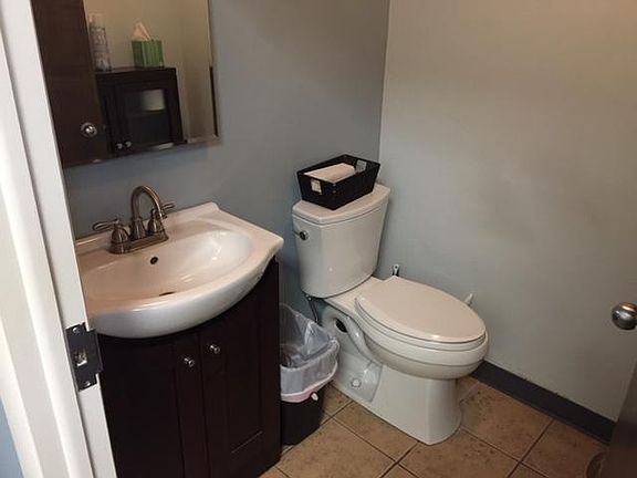 Lavatory 