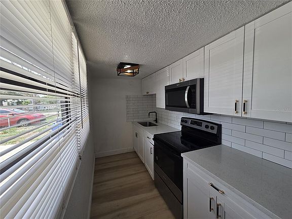 4th image of 3222 Welborn Way