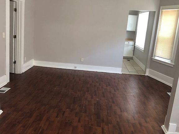 2nd image of 1414 16th Ave N #1