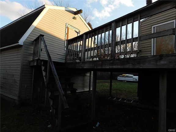 4th image of 4957 Dahlia Cir