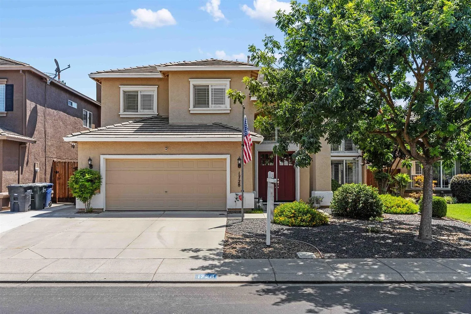 1728 Rothchild Dr photo 1