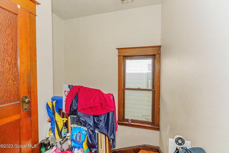4th image of 1 Bertha Street