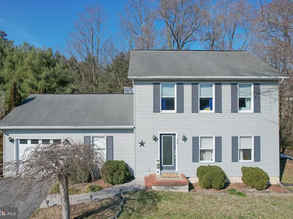 73 Stockade Ct, Hedgesville, WV 25427